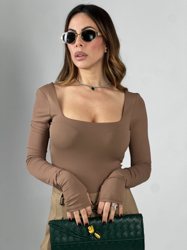 Body kimberly camel