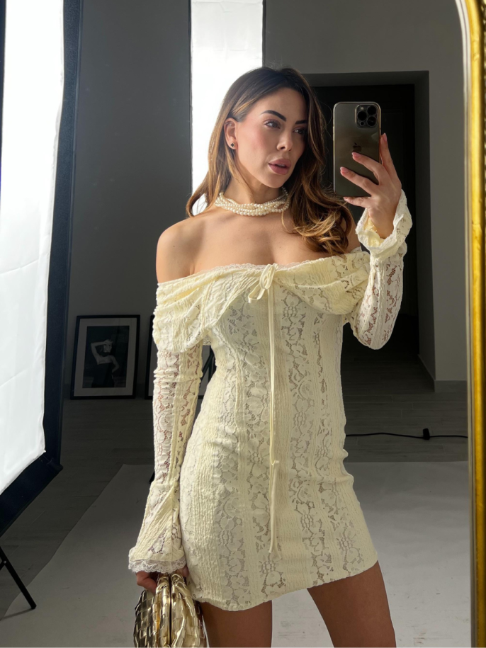 Mini Dress Flora in pizzo 2