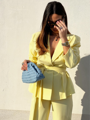 Tailleur Singapore giallo