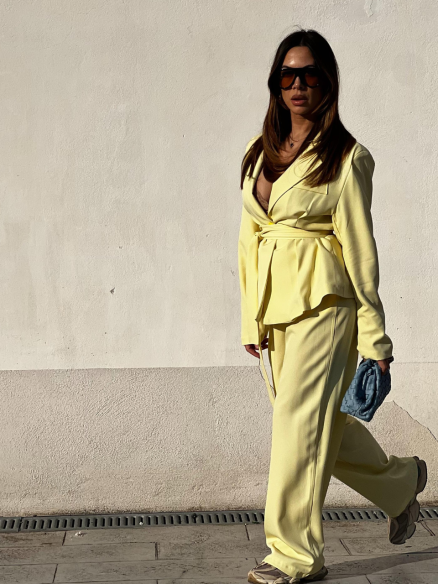 Tailleur Singapore giallo Tailleur Singapore giallo