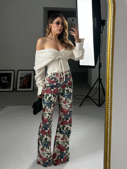 Bustino Cleo Bustino Cleo