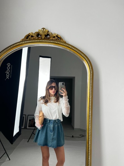 T-shirt Frida pizzo bianca