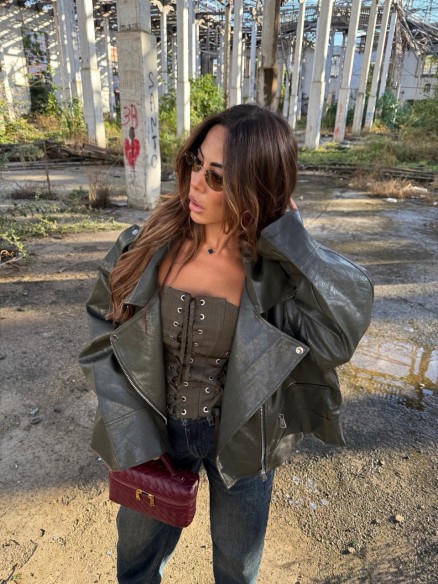 Chiodo Artemide vernice kaki