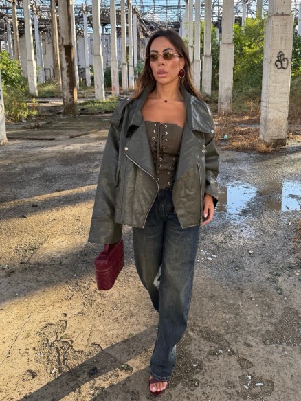 Chiodo Artemide vernice kaki