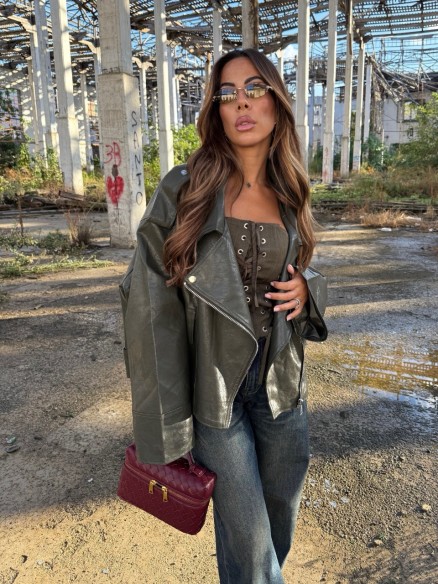 Chiodo Artemide vernice kaki