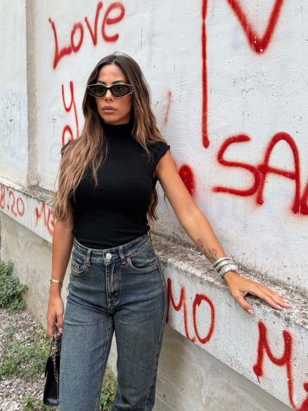 Top giromanica Kelly nero