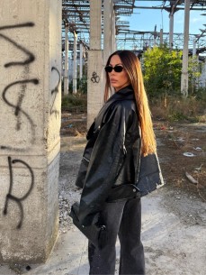 Chiodo Artemide vernice nero 2