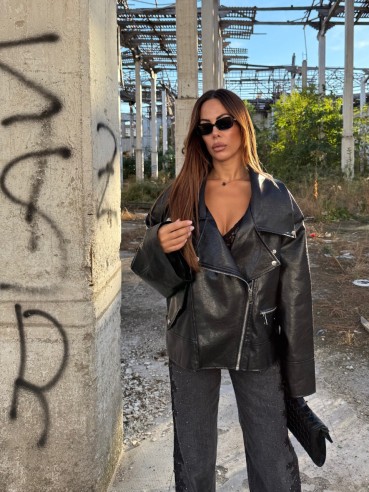 Chiodo Artemide vernice nero