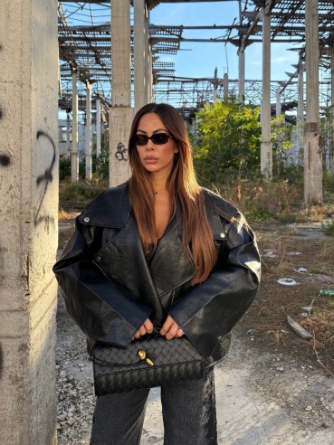 Chiodo Artemide vernice nero