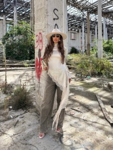 Cappello falda larga panna