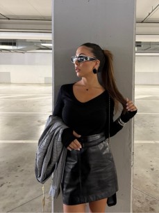 T-shirt Natasha nera