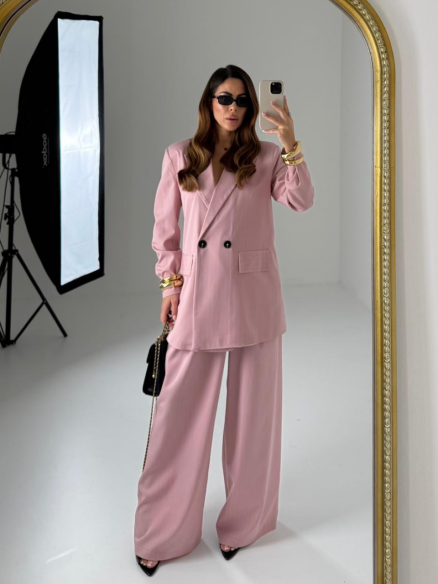 Tailleur Vega rosa gessato