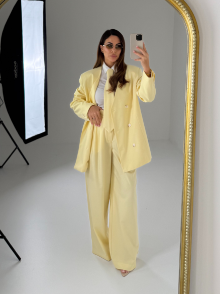 Tailleur Rhea giallo