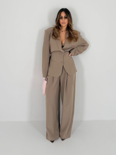 Tailleur Amira fango 2