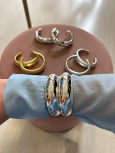 Coppia di bracciali lisci