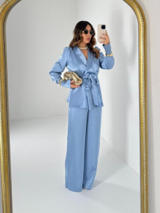 Tailleur Karen celeste 2