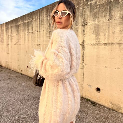 Maxi Pull Plumetis Crema