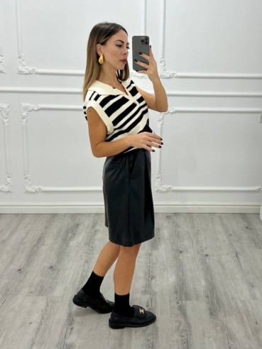 Pantaloncino ecopelle nero