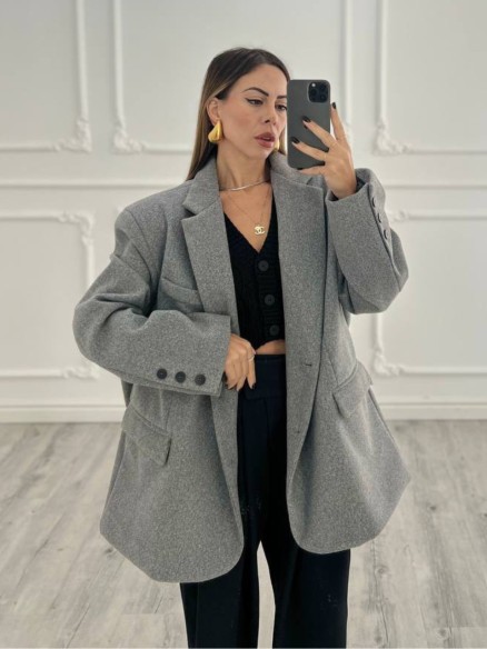 Cappotto grigio over