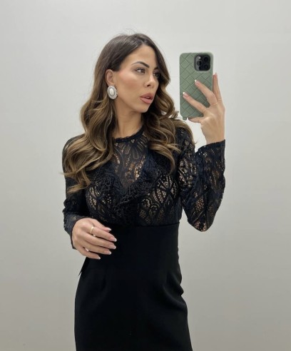 Blusa pizzo nera