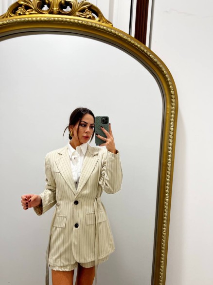 Tailleur Gessato beige Tailleur Gessato beige