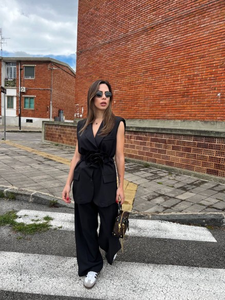 Tailleur Rose’s Nero